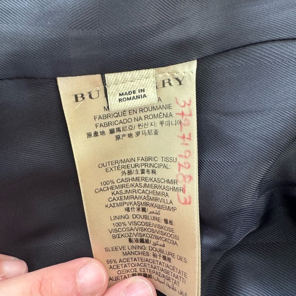 Burberry Cashmere (100%) Winter Coat - Picture 2 of 9